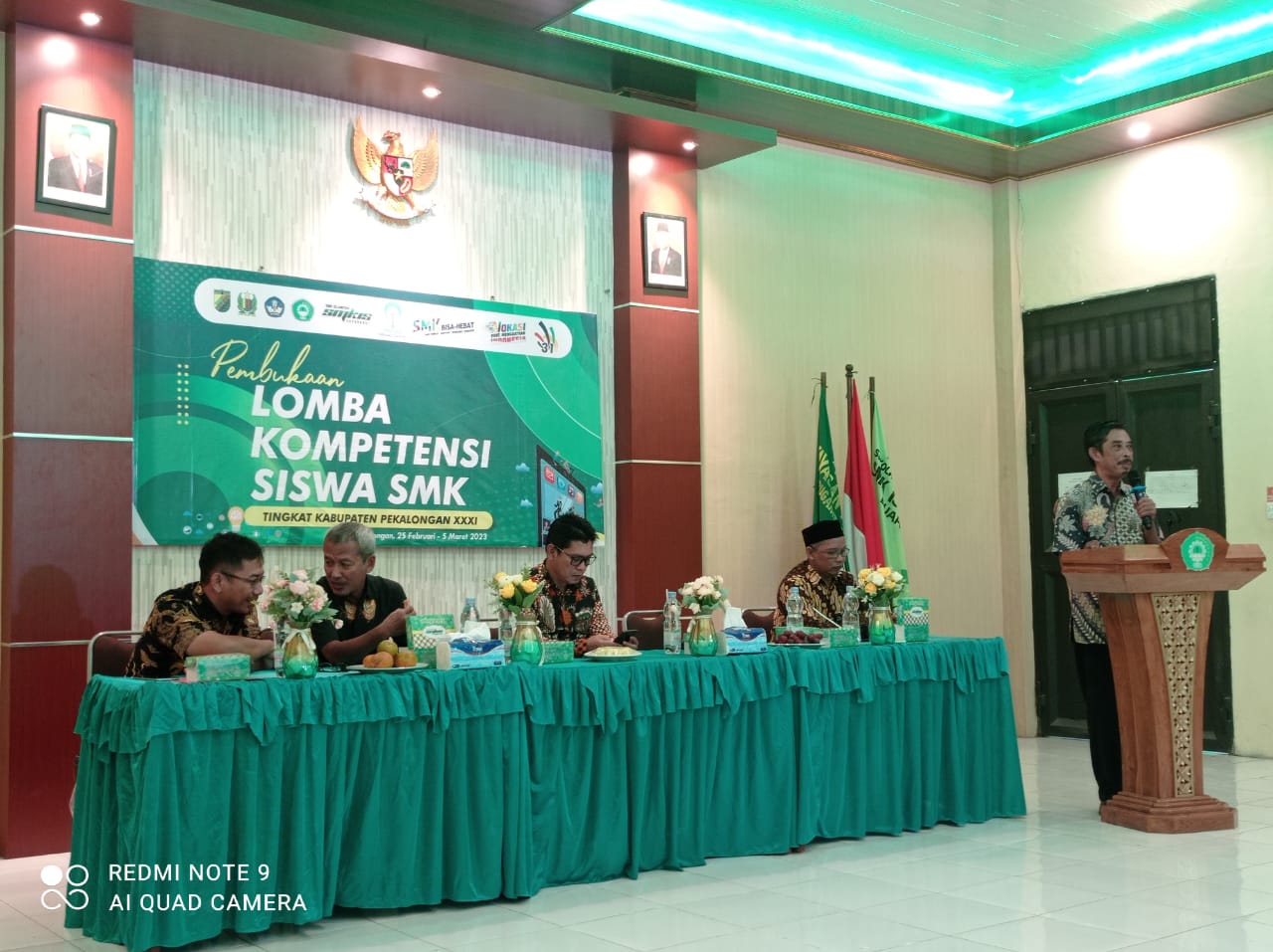 Pembukaan LKS Kab. Pekalongan di SMK Islamiyah Sapugarut